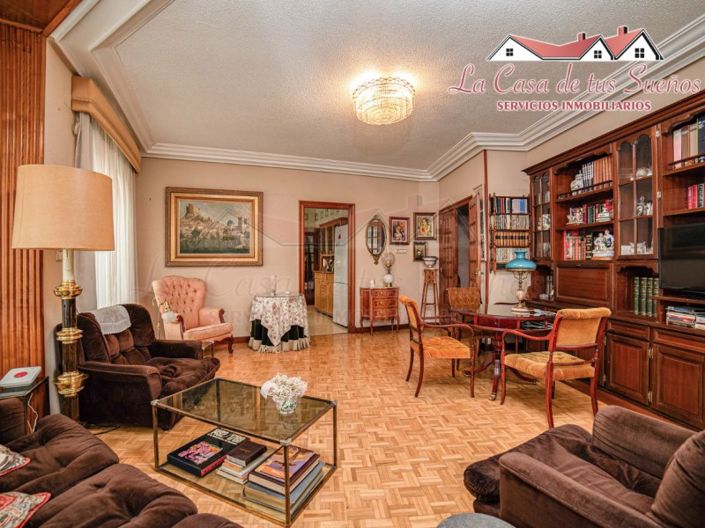 Image No.5-Maison de ville de 4 chambres à vendre à Petrer