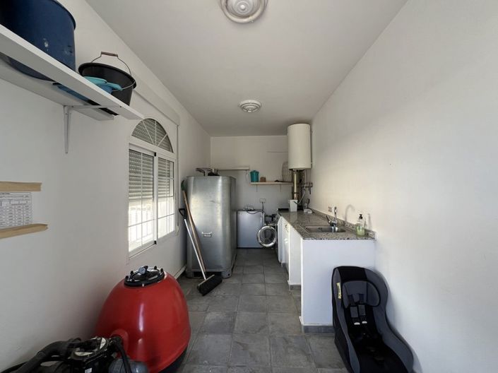 Image No.17-4 Bed Villa for sale