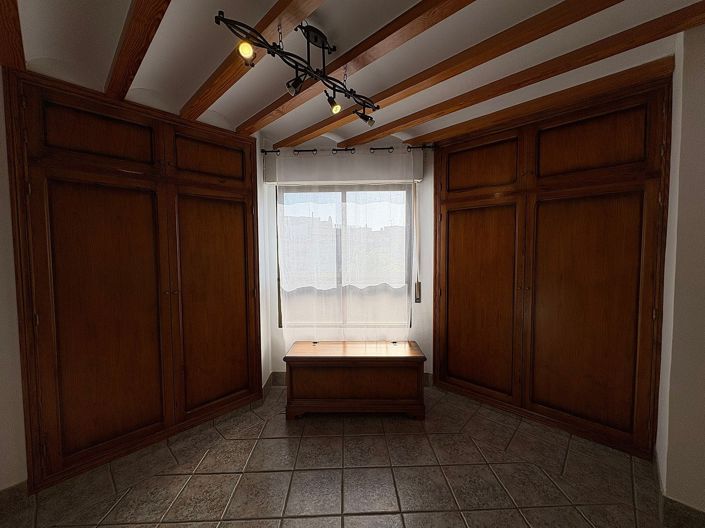 Image No.24-2 Bed Apartment for sale