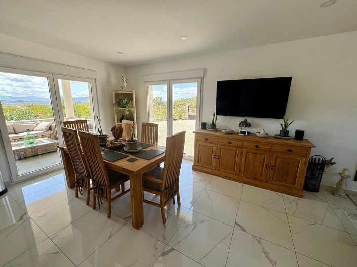 Image No.6-5 Bed Villa for sale