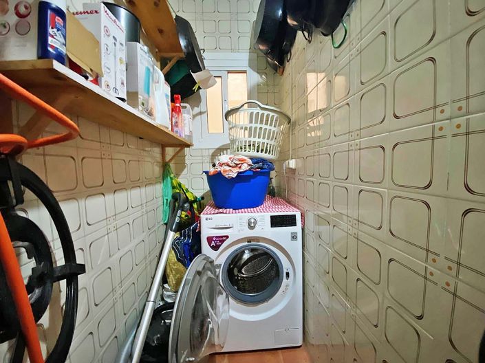 Image No.11-3 Bed Apartment for sale