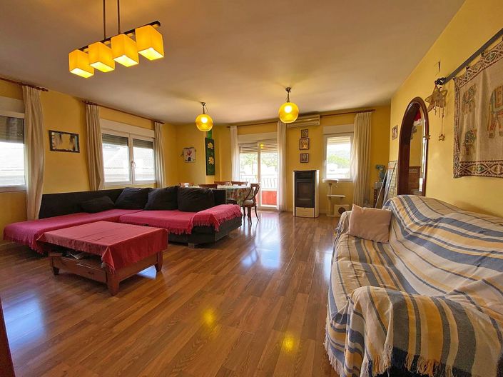 Image No.6-3 Bed Apartment for sale