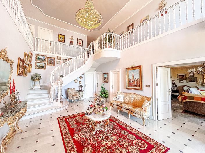 Image No.22-6 Bed Villa for sale