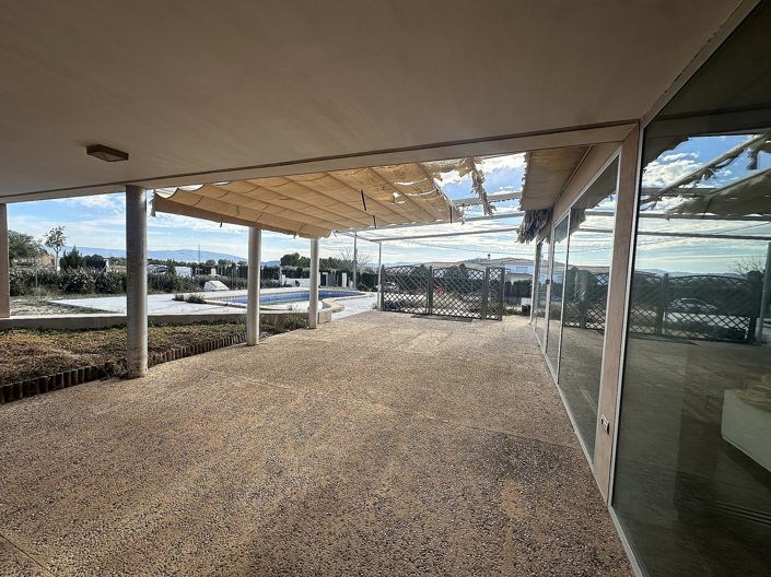 Image No.7-6 Bed Villa for sale