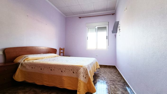 Image No.16-3 Bed Townhouse for sale