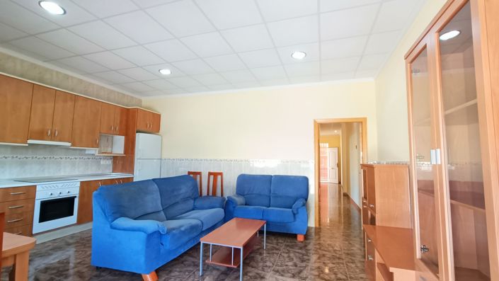 Image No.6-3 Bed Townhouse for sale