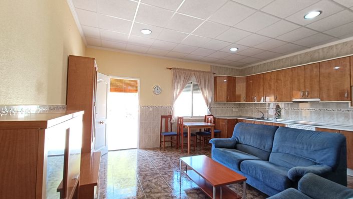 Image No.7-3 Bed Townhouse for sale