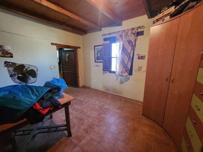 Image No.21-4 Bed Country House for sale