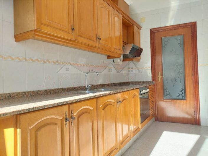 Image No.3-4 Bed Townhouse for sale