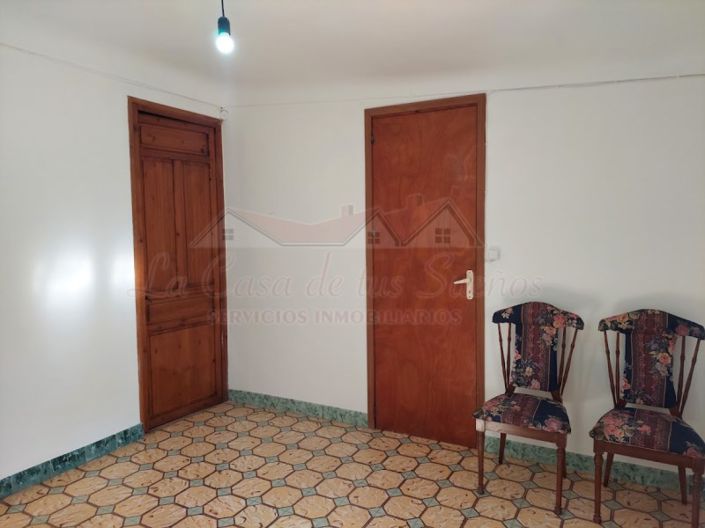 Image No.32-4 Bed Townhouse for sale