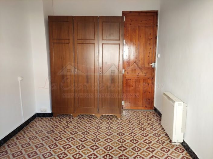 Image No.43-4 Bed Townhouse for sale