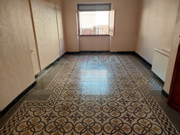 Image No.47-4 Bed Townhouse for sale