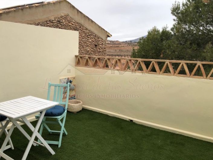 Image No.37-3 Bed Country House for sale