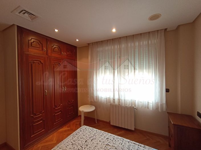 Image No.36-4 Bed Villa for sale