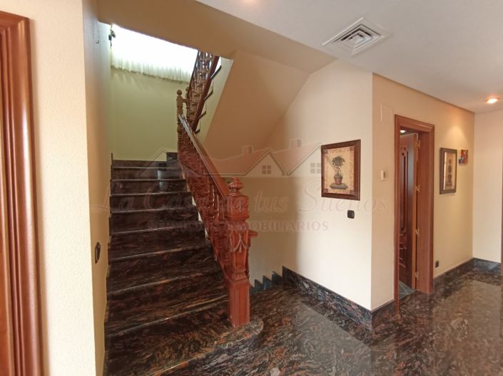 Image No.39-4 Bed Villa for sale