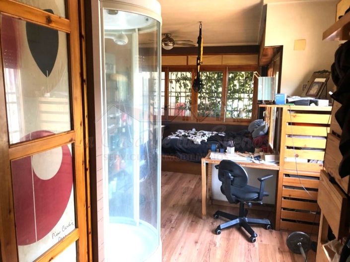 Image No.26-4 Bed Country House for sale