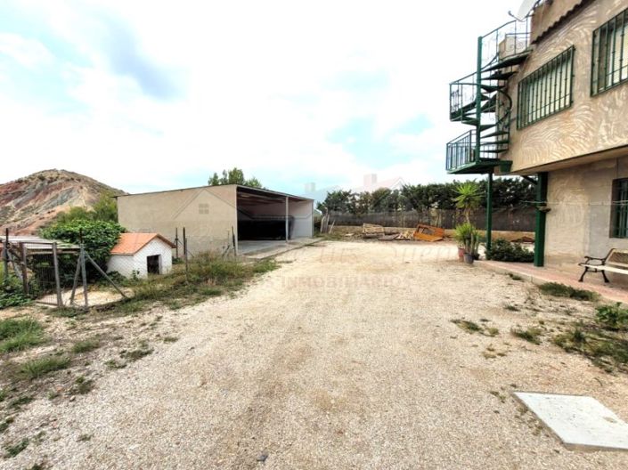 Image No.3-4 Bed Country House for sale