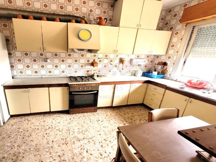 Image No.6-4 Bed Country House for sale