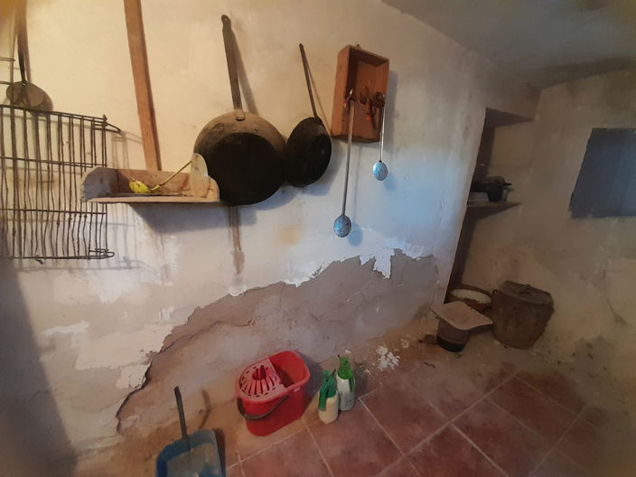 Image No.18-6 Bed Country House for sale