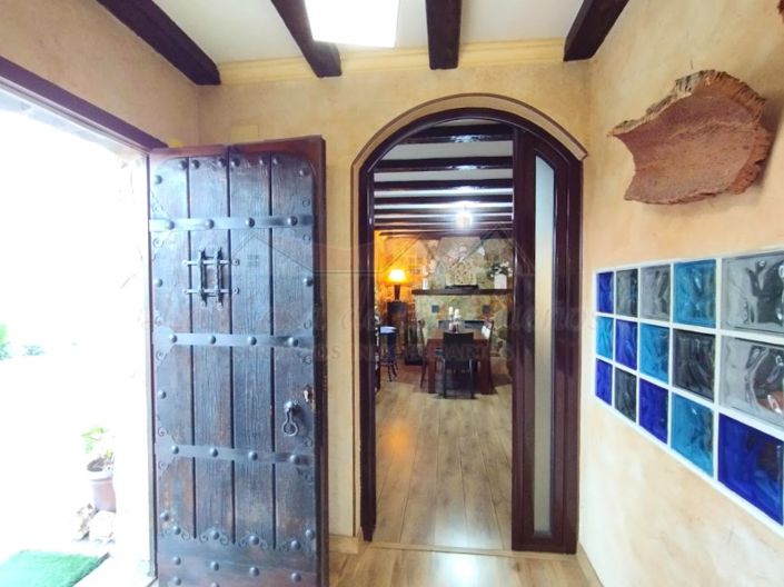 Image No.2-2 Bed Villa for sale