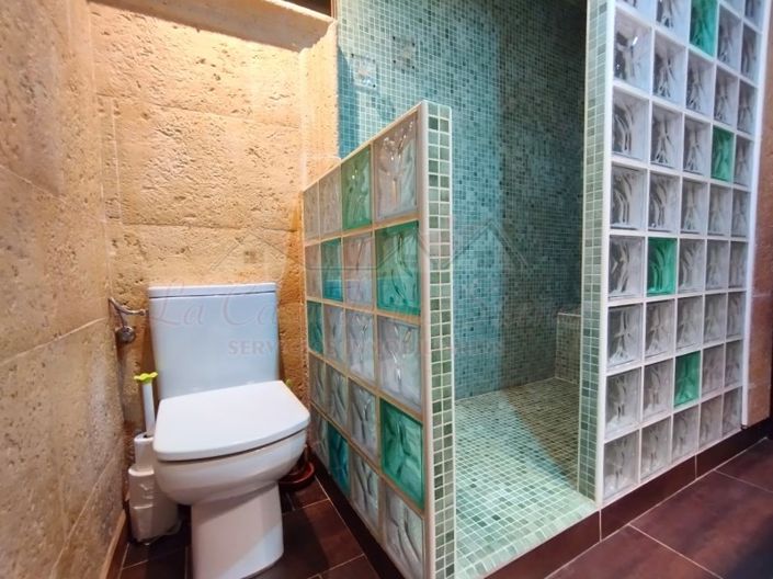 Image No.29-2 Bed Villa for sale