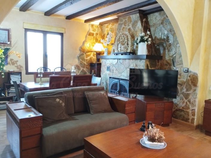 Image No.4-2 Bed Villa for sale