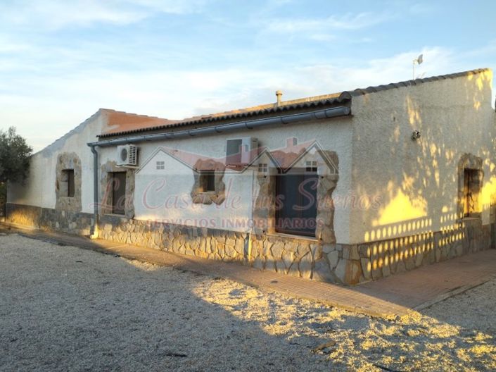 Image No.47-2 Bed Villa for sale