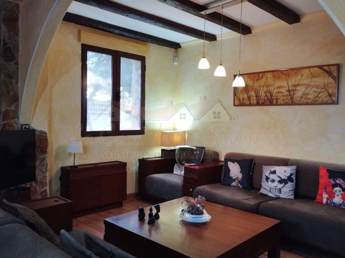 Image No.5-2 Bed Villa for sale