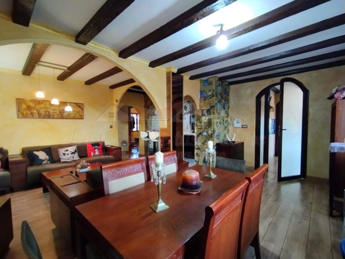 Image No.8-2 Bed Villa for sale