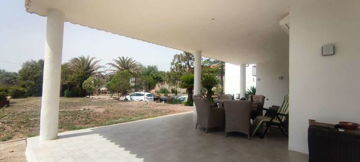 Image No.11-9 Bed Commercial for sale