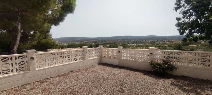 Image No.27-9 Bed Commercial for sale
