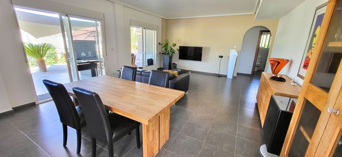 Image No.22-4 Bed Villa for sale