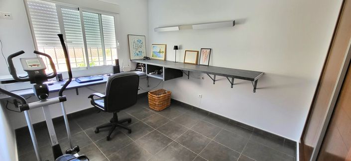 Image No.32-4 Bed Villa for sale