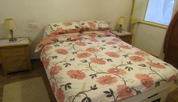 Image No.28-3 Bed House for sale