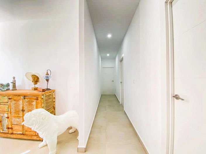 Image No.13-4 Bed Villa for sale