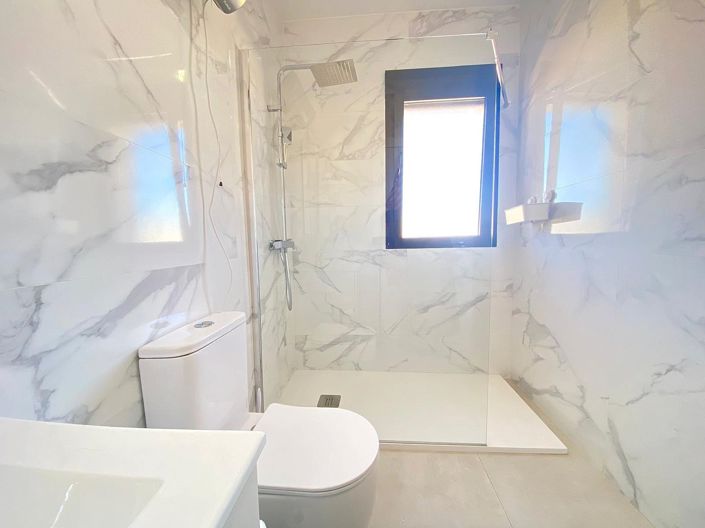 Image No.31-4 Bed Villa for sale