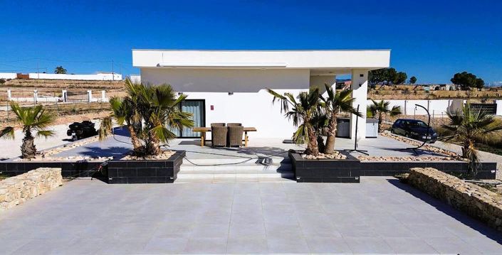 Image No.5-4 Bed Villa for sale