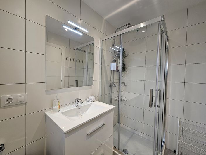 Image No.16-3 Bed Townhouse for sale