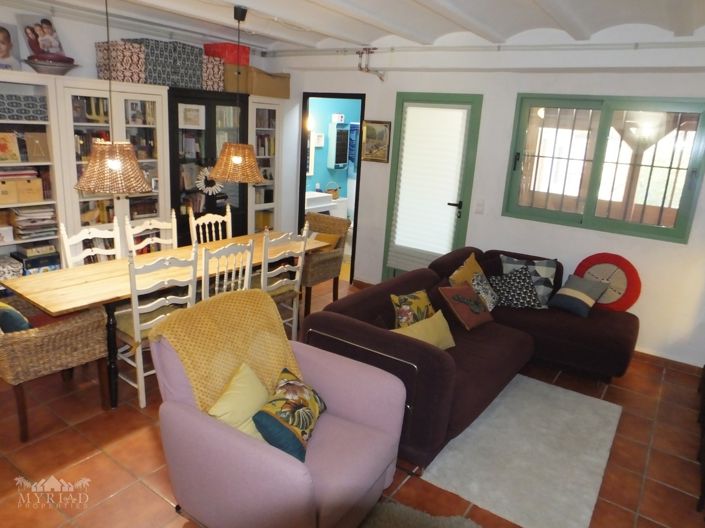 Image No.15-3 Bed Country House for sale