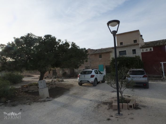 Image No.3-3 Bed Country House for sale