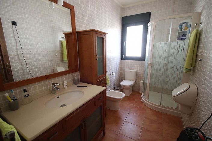 Image No.15-4 Bed Villa for sale