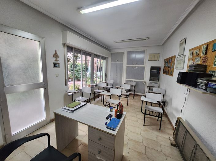 Image No.17-4 Bed Townhouse for sale