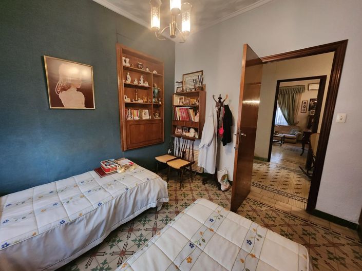 Image No.24-4 Bed Townhouse for sale