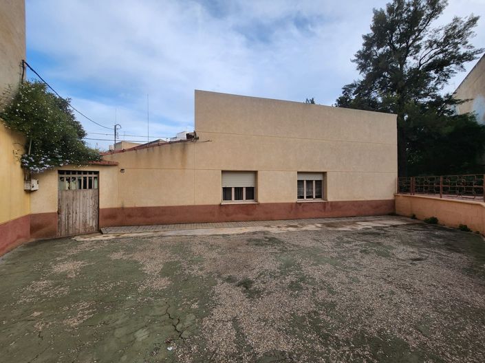 Image No.4-4 Bed Townhouse for sale