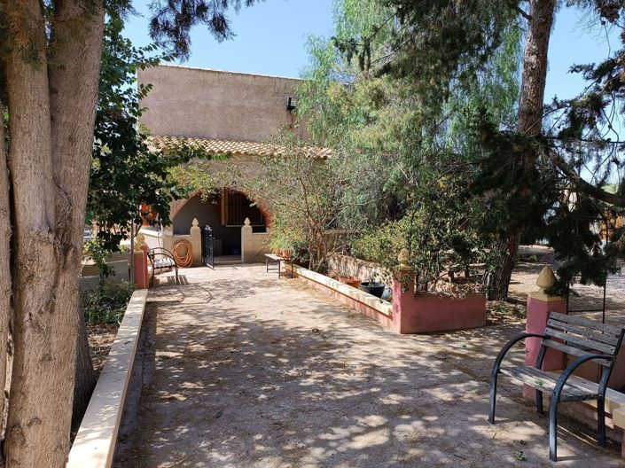 Image No.1-3 Bed Country House for sale