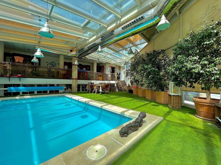 Image No.2-4 Bed Townhouse for sale