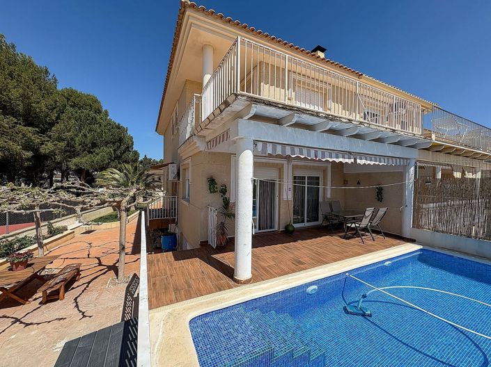 Image No.1-Propriété de 4 chambres à vendre à Petrer
