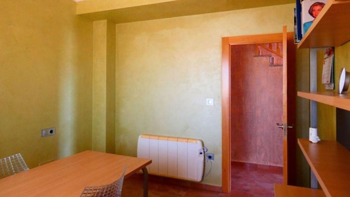 Image No.13-4 Bed Villa for sale