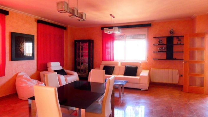 Image No.6-4 Bed Villa for sale
