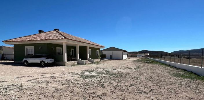 Image No.28-3 Bed Villa for sale